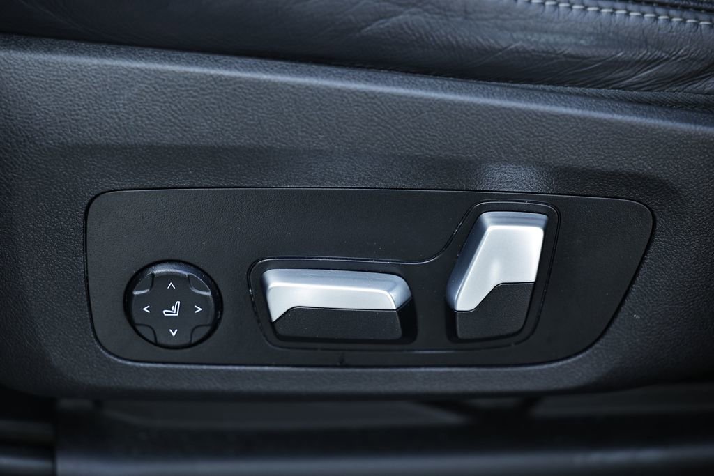 Used 2023 BMW X3 xDrive30i w/ M Sport Package image 21