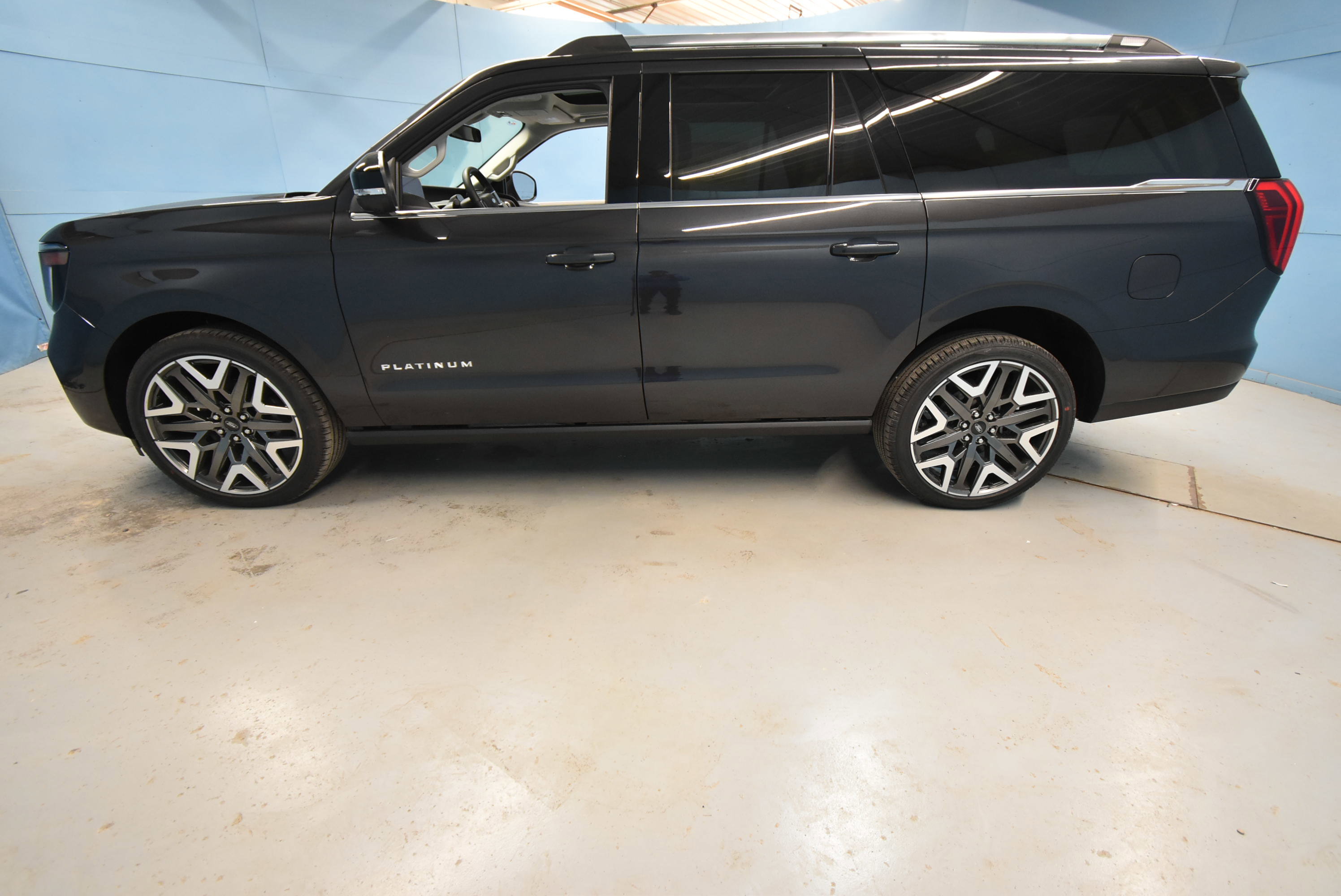 New 2026 Ford Expedition Max Platinum image 33