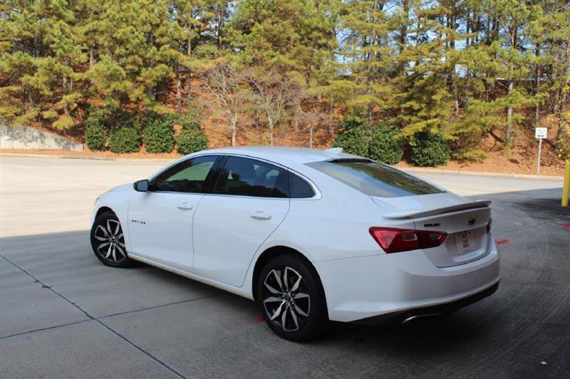 Used 2021 Chevrolet Malibu RS image 3