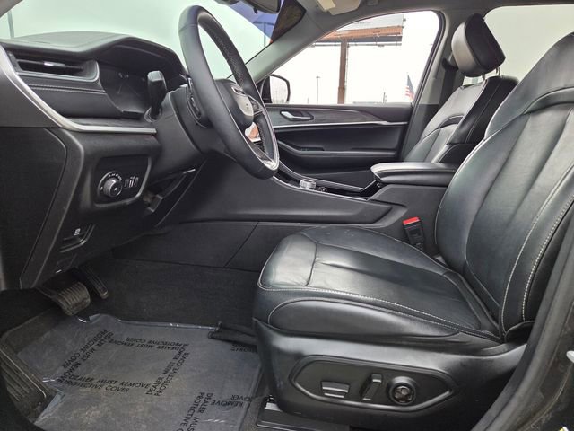 Used 2022 Jeep Grand Cherokee L Limited AWD/4WD image 4
