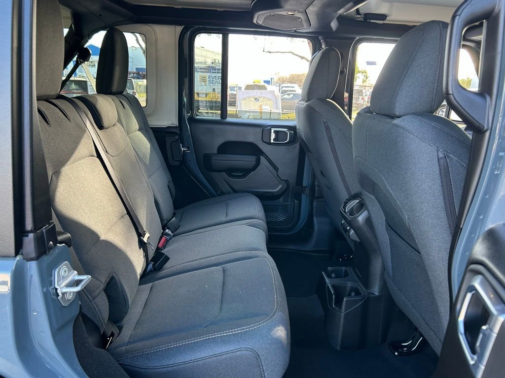 New 2026 Jeep Wrangler Unlimited Sport AWD/4WD image 30