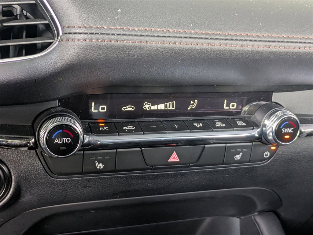Used 2025 MAZDA MAZDA3 s image 18
