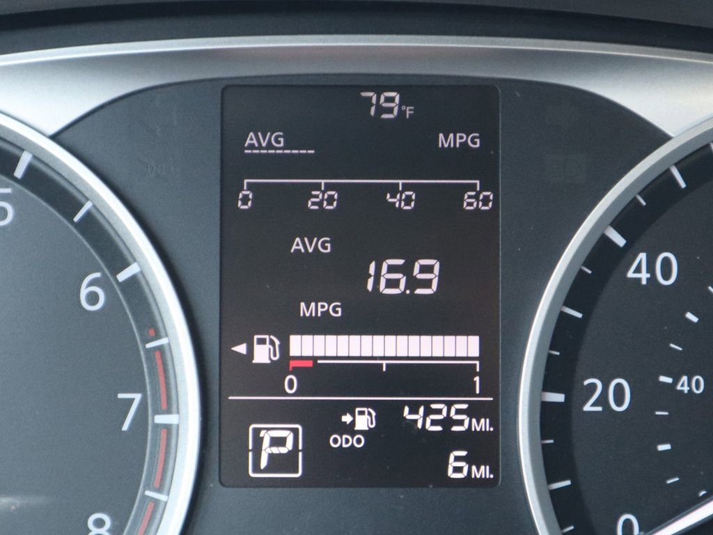 New 2025 Nissan Kicks Play S image 20