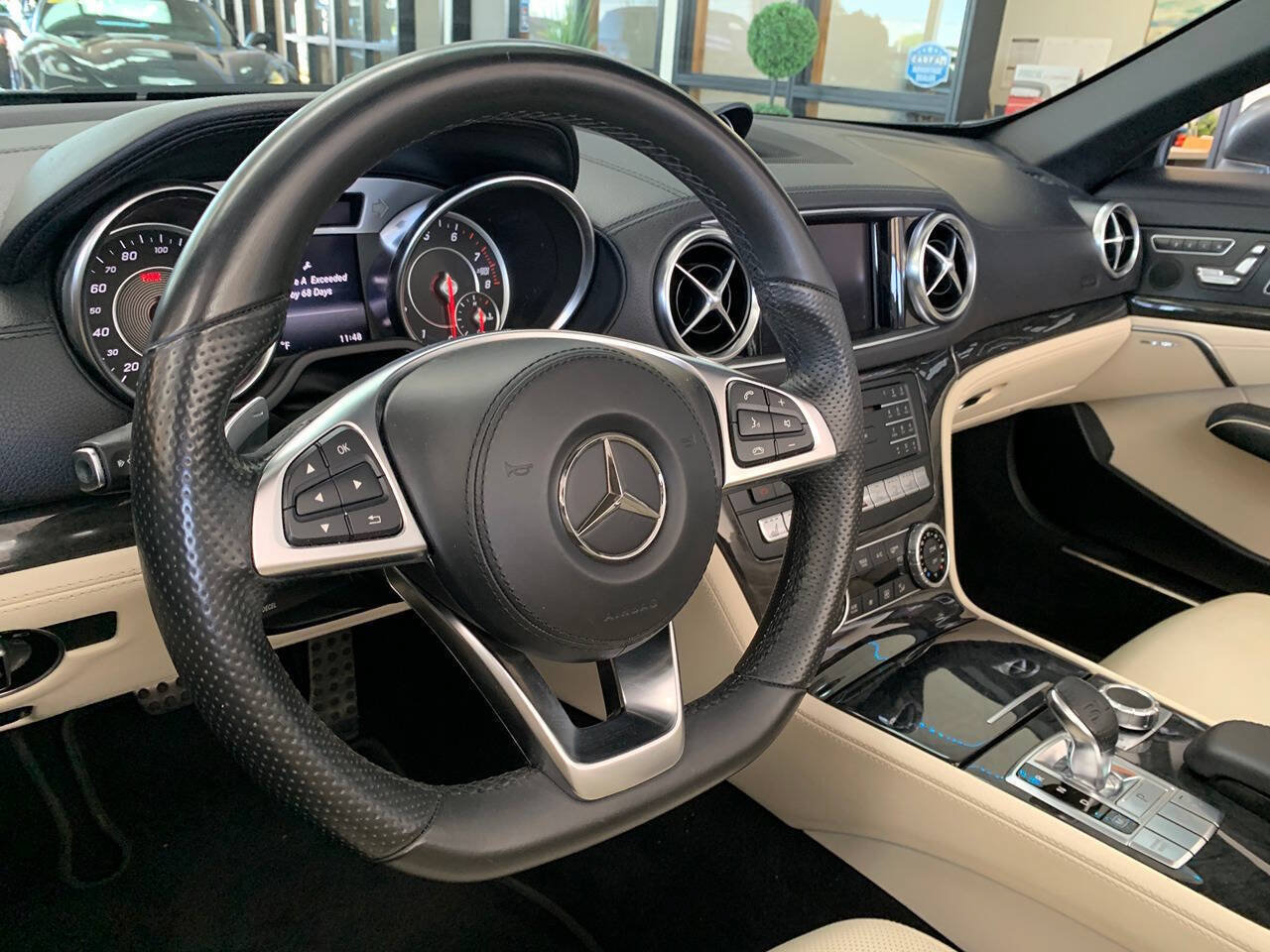 Used 2017 Mercedes-Benz SL 450 image 8