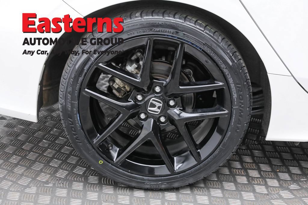 Used 2023 Honda Civic Sport image 29
