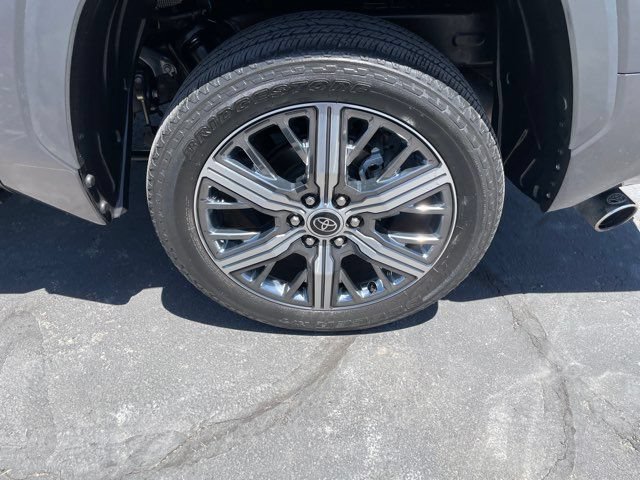 Used 2023 Toyota Tundra Capstone AWD/4WD image 31