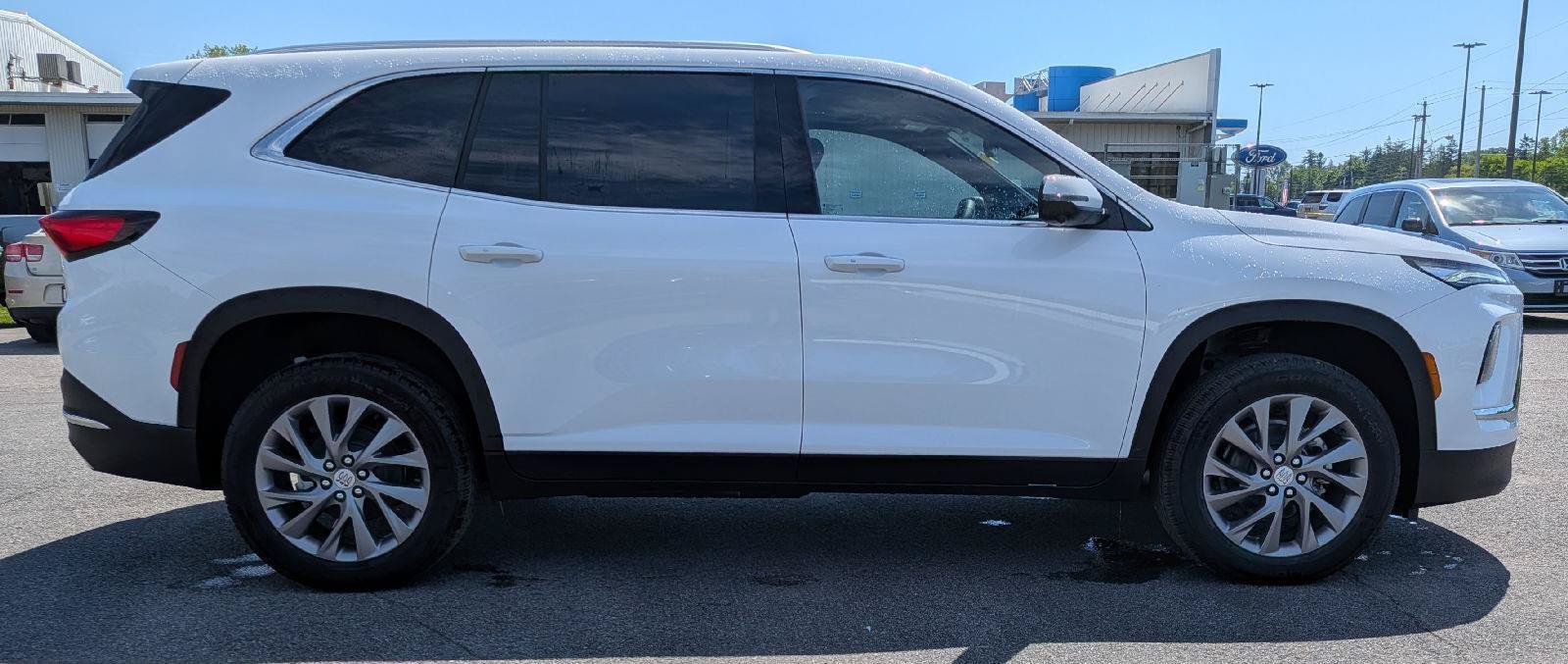 New 2026 Buick Enclave Preferred AWD/4WD image 5