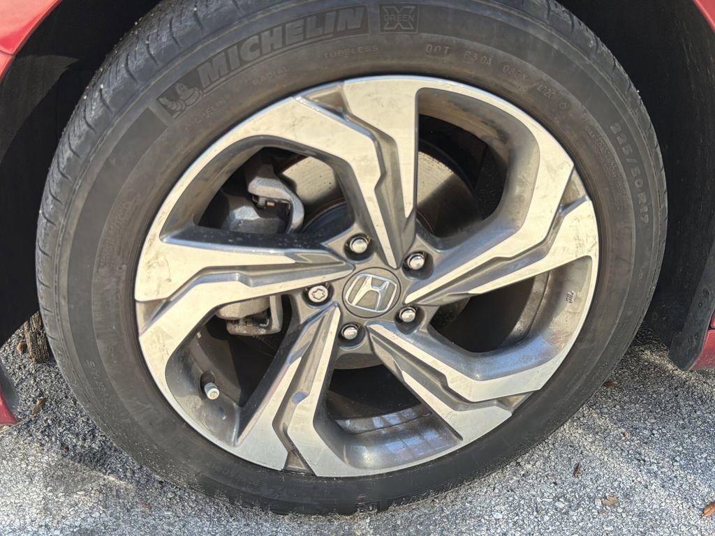 Used 2020 Honda Accord EX image 5