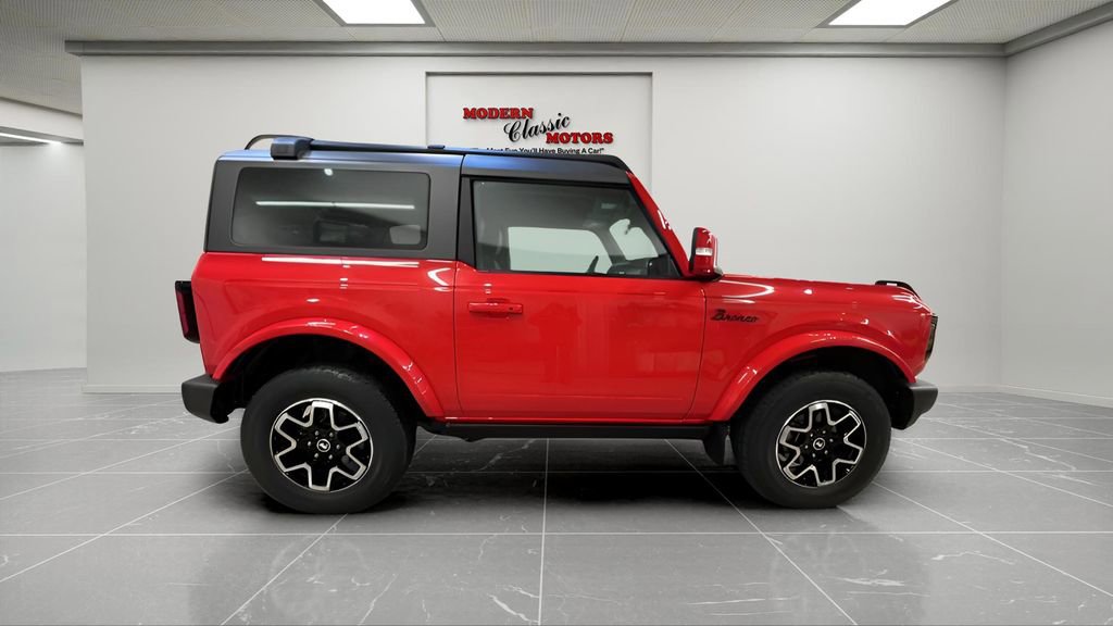 Used 2023 Ford Bronco Outer Banks image 9