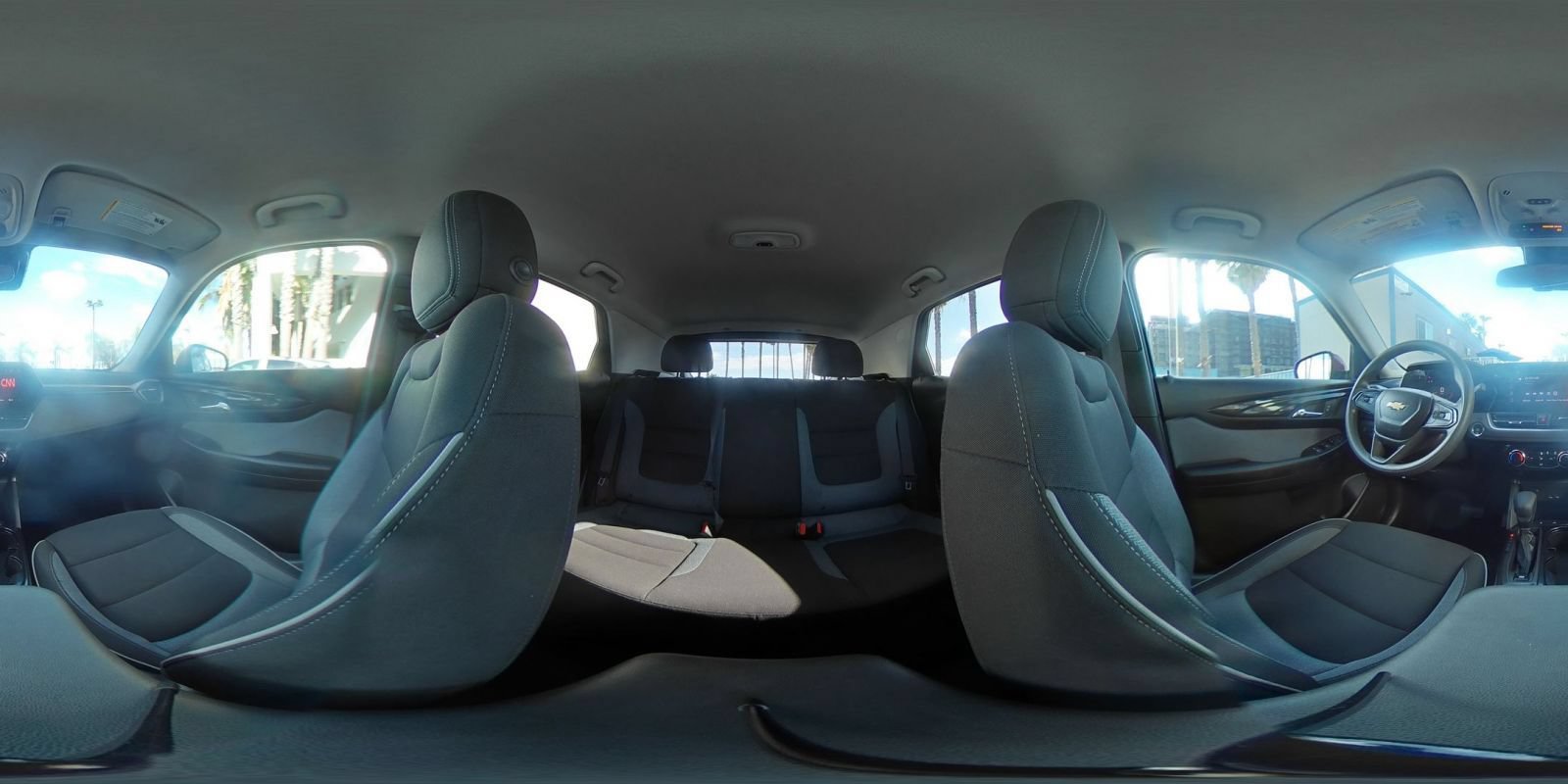 Used 2025 Chevrolet TrailBlazer LT FWD image 40