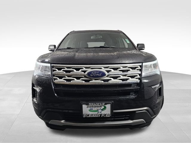 Used 2019 Ford Explorer XLT w/ Equipment Group 201A AWD/4WD image 2