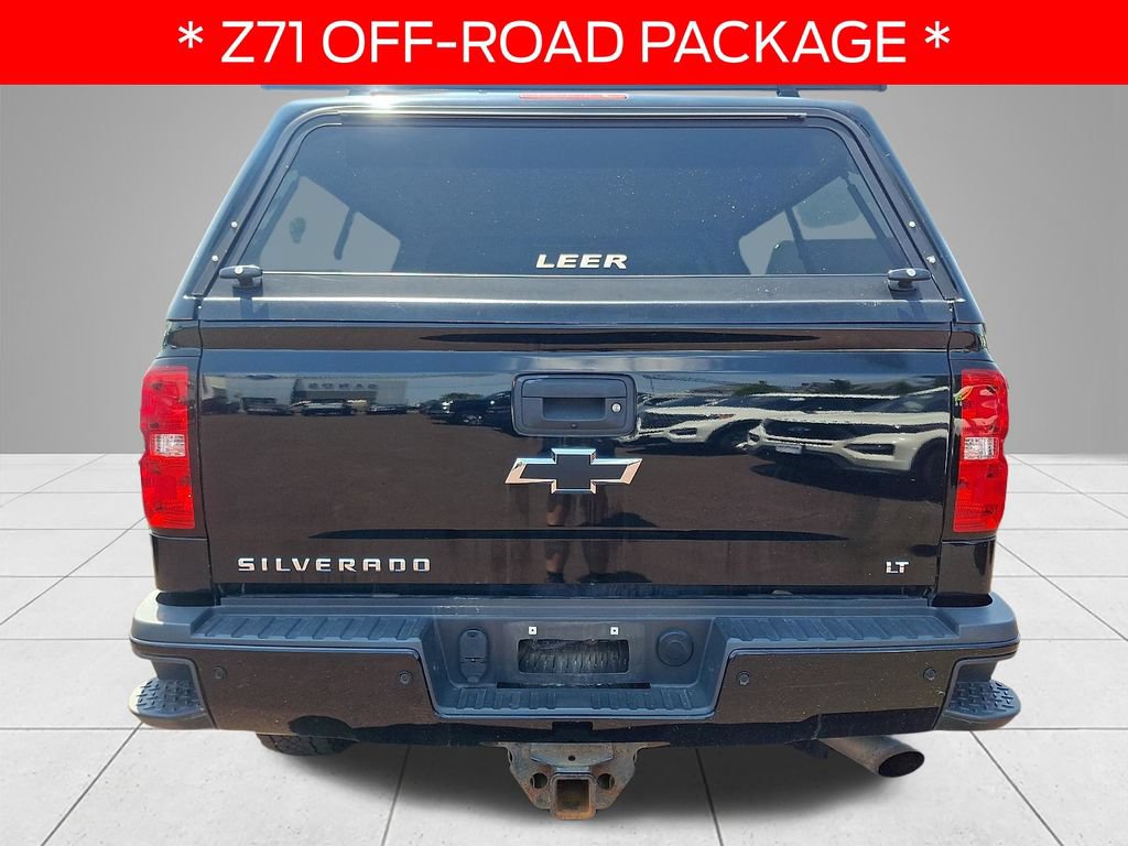 Used 2018 Chevrolet Silverado 2500 LT w/ Midnight Edition AWD/4WD image 5