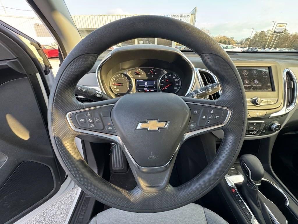New 2024 Chevrolet Equinox LS w/ LS Convenience Package image 17