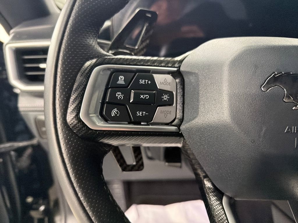Used 2025 Ford Mustang GT Premium image 19