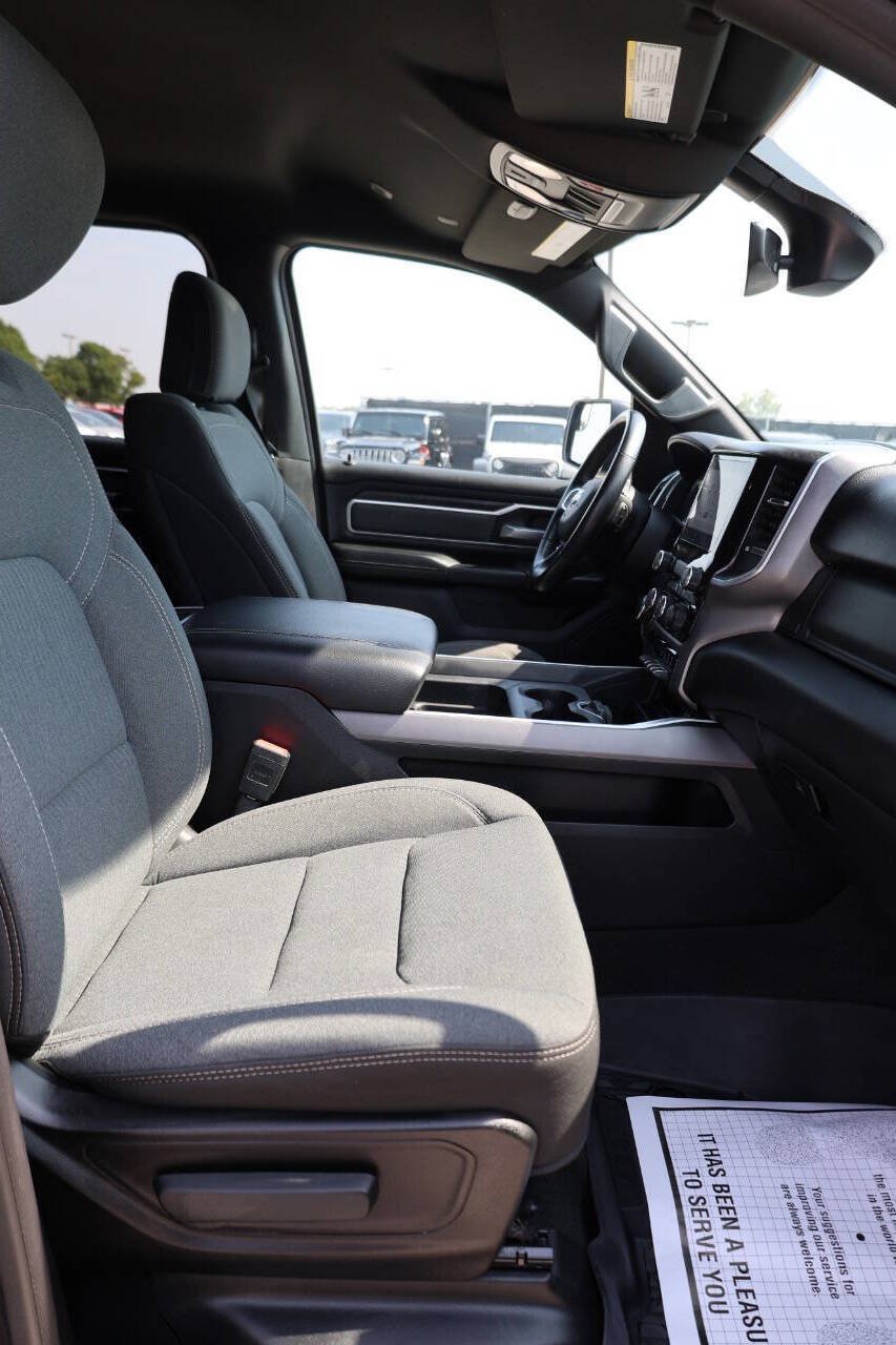 Used 2022 RAM 1500 Big Horn AWD/4WD image 15