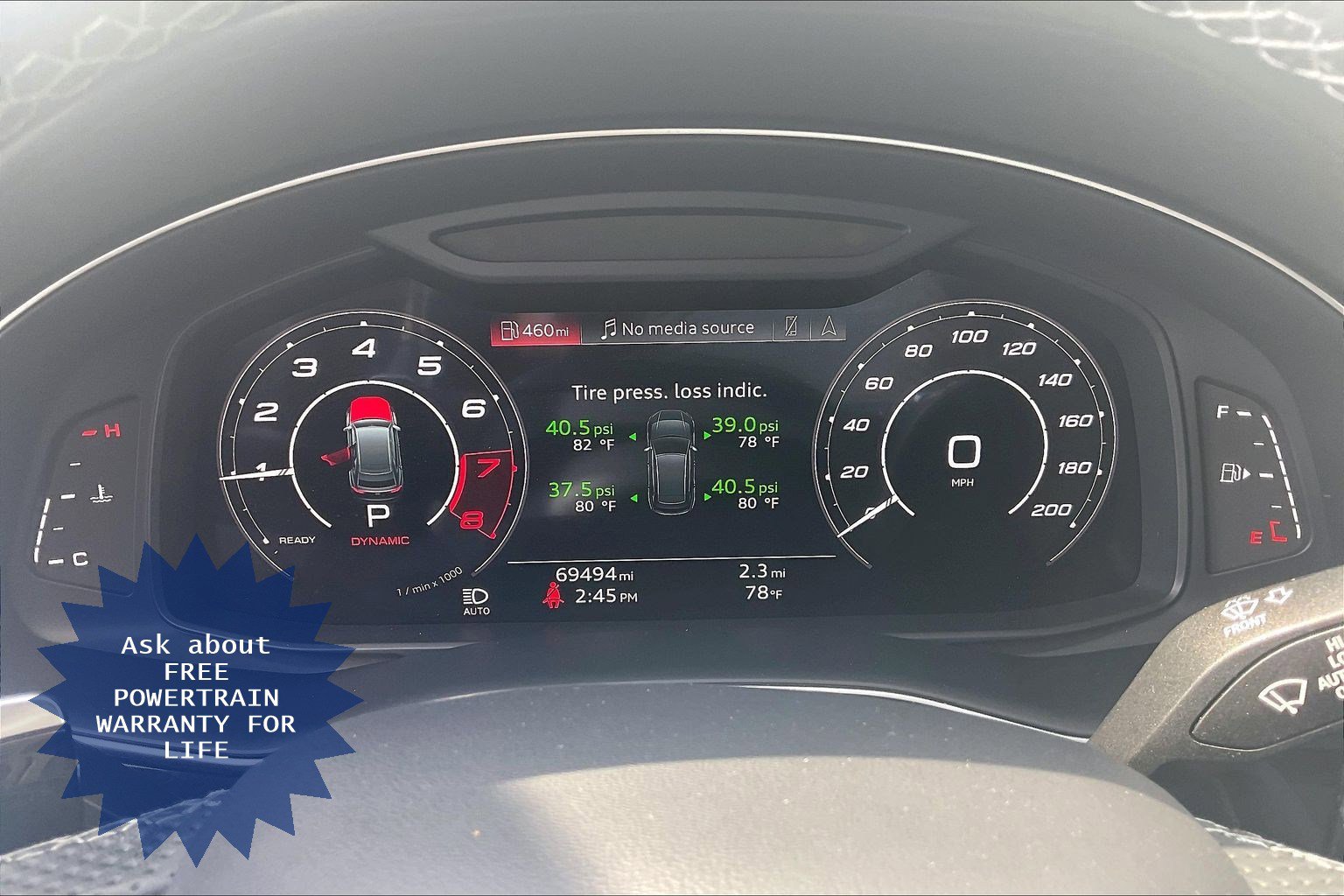 Used 2023 Audi RS Q8 AWD/4WD image 25