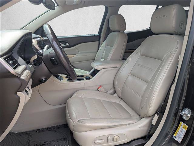 Used 2017 GMC Acadia Denali w/ Technology Package AWD/4WD image 17