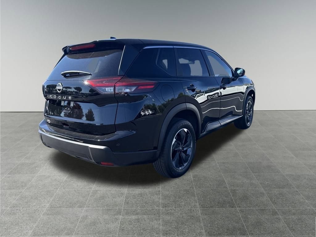 Used 2025 Nissan Rogue SV image 6