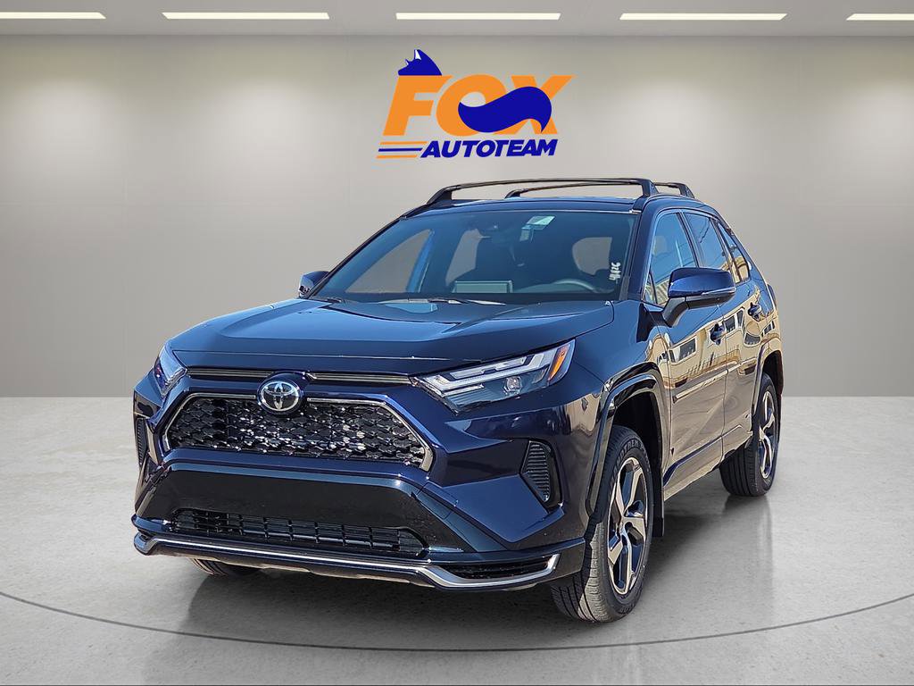 New 2025 Toyota RAV4 SE image 1