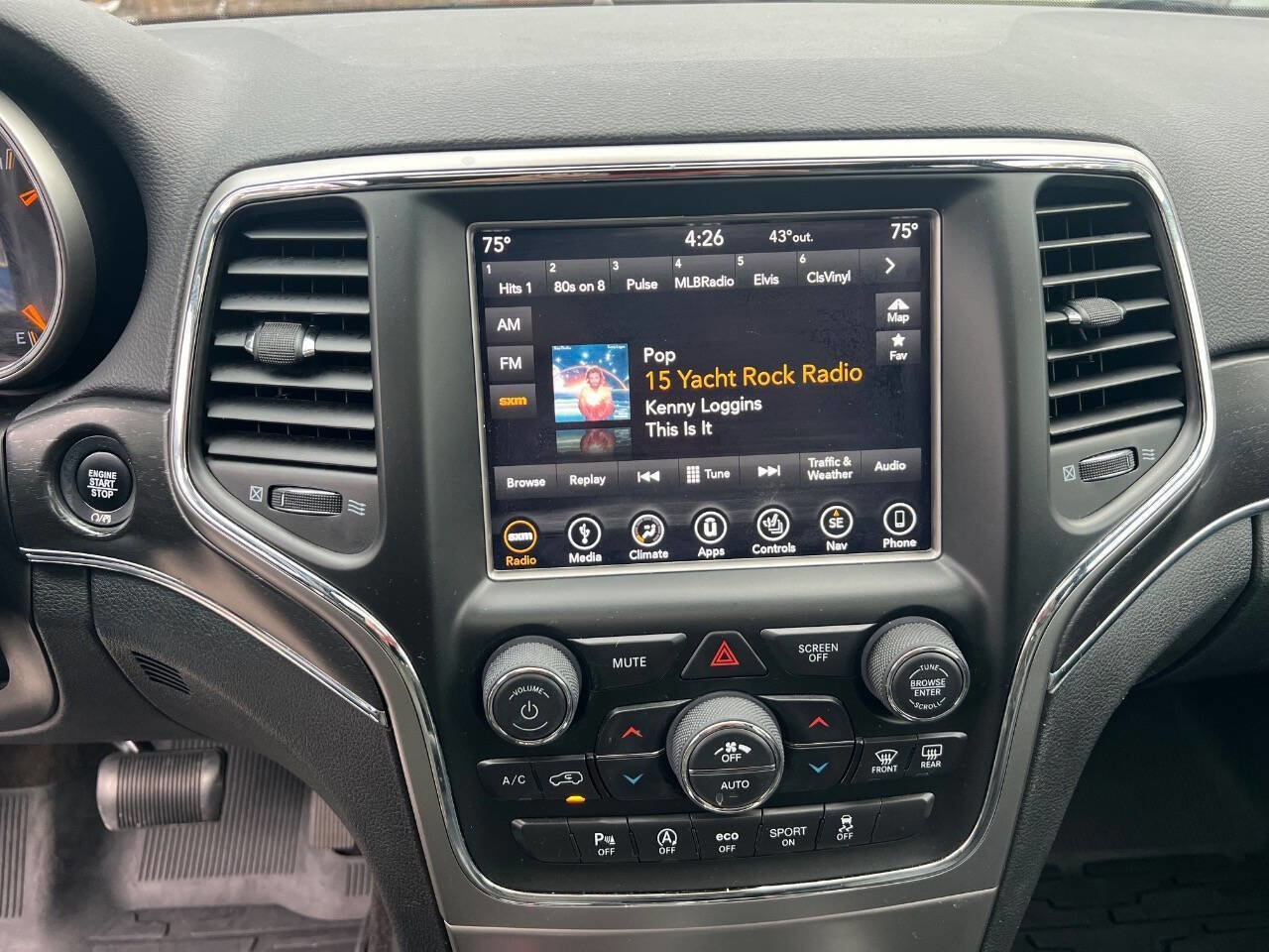 Used 2018 Jeep Grand Cherokee Limited AWD/4WD image 17