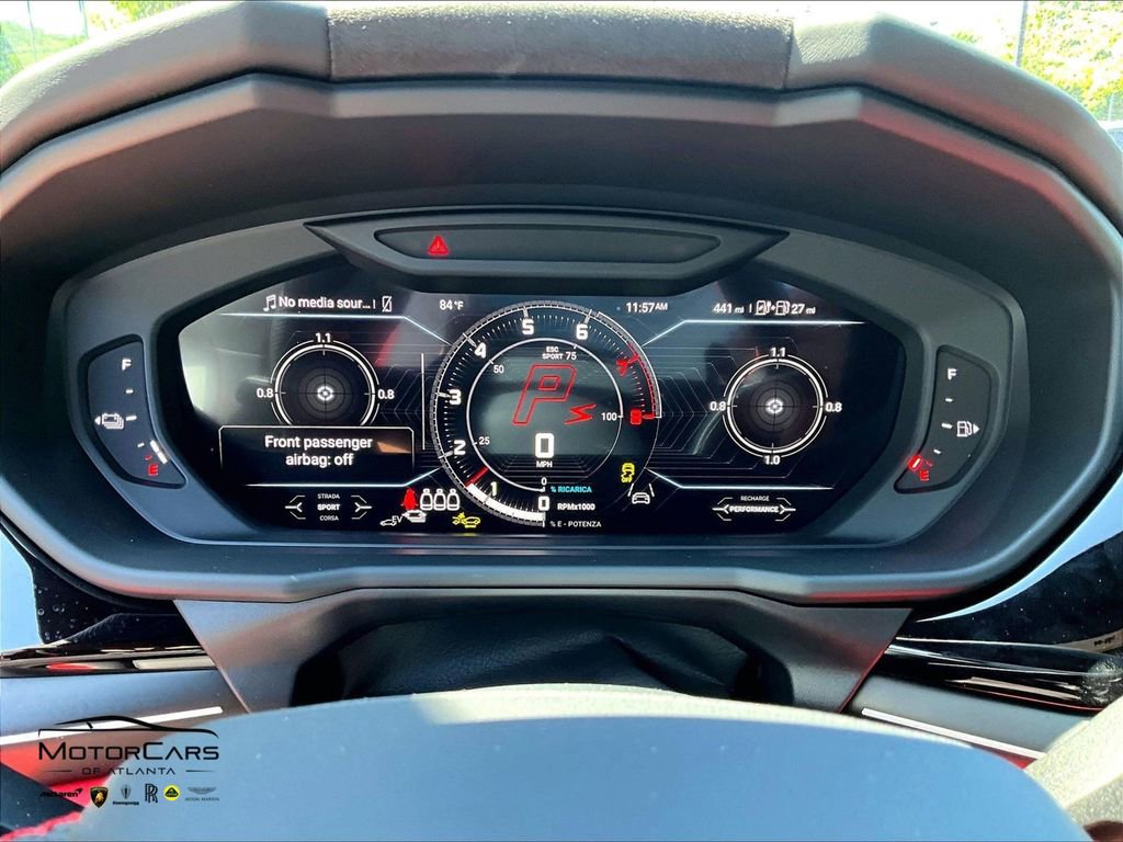 Used 2025 Lamborghini Urus SE AWD/4WD image 16