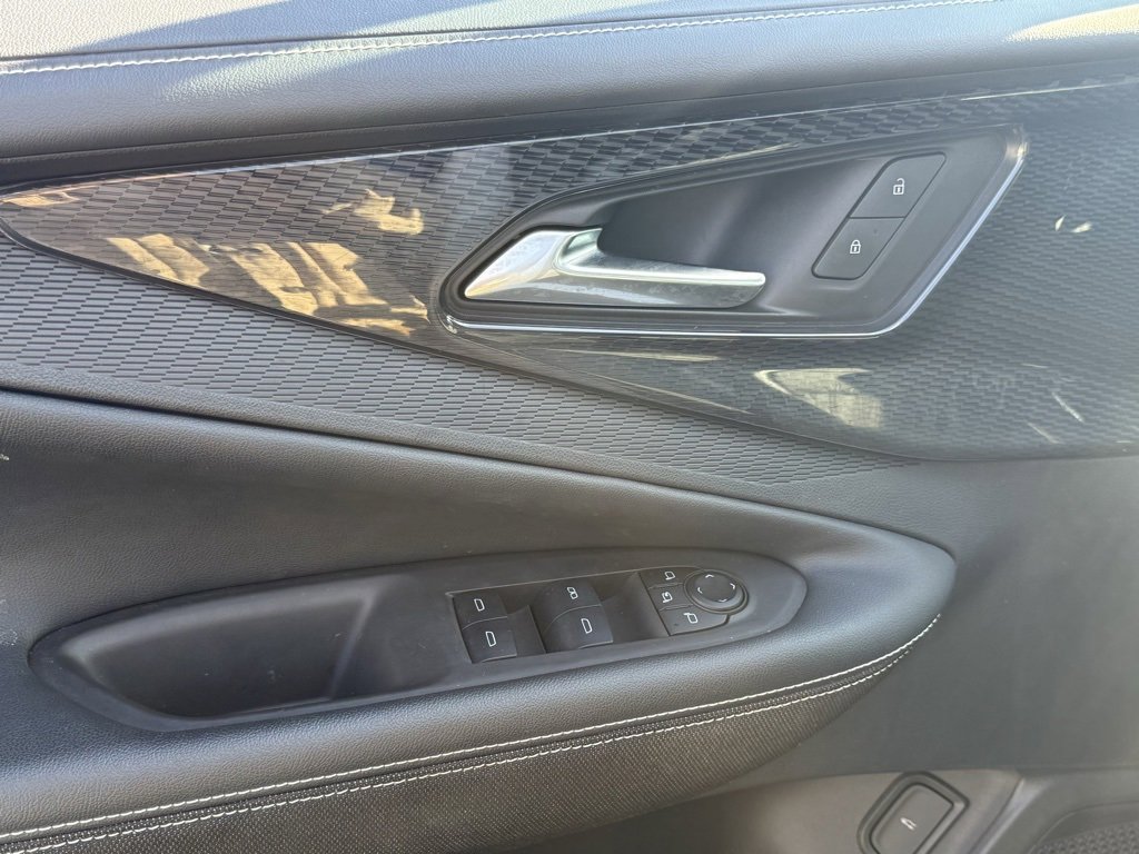 Used 2024 Chevrolet Blazer EV LT image 9