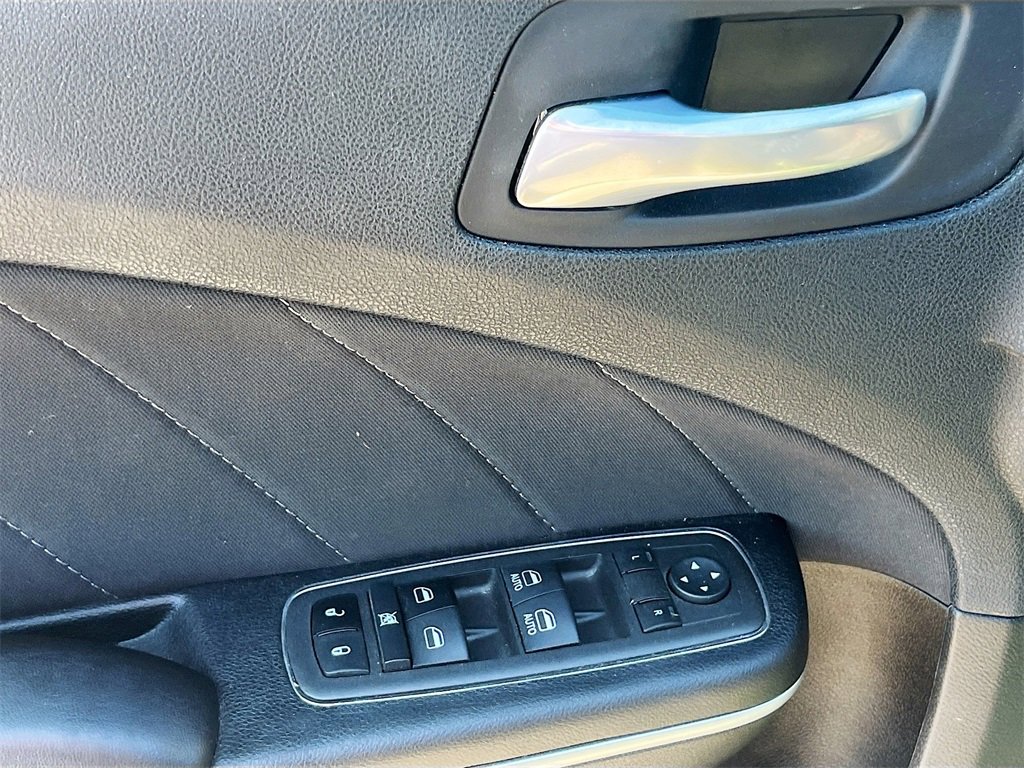 Used 2022 Dodge Charger Scat Pack image 17