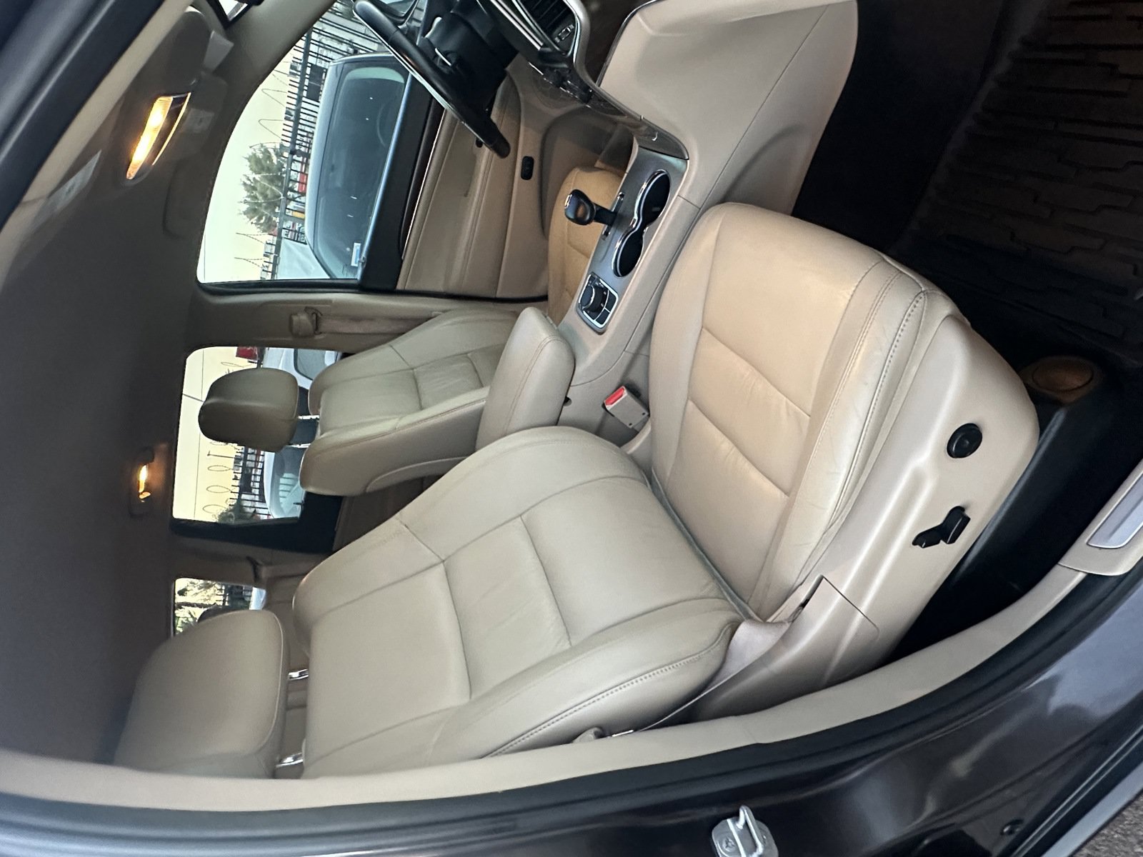 Used 2015 Jeep Grand Cherokee Limited AWD/4WD image 13
