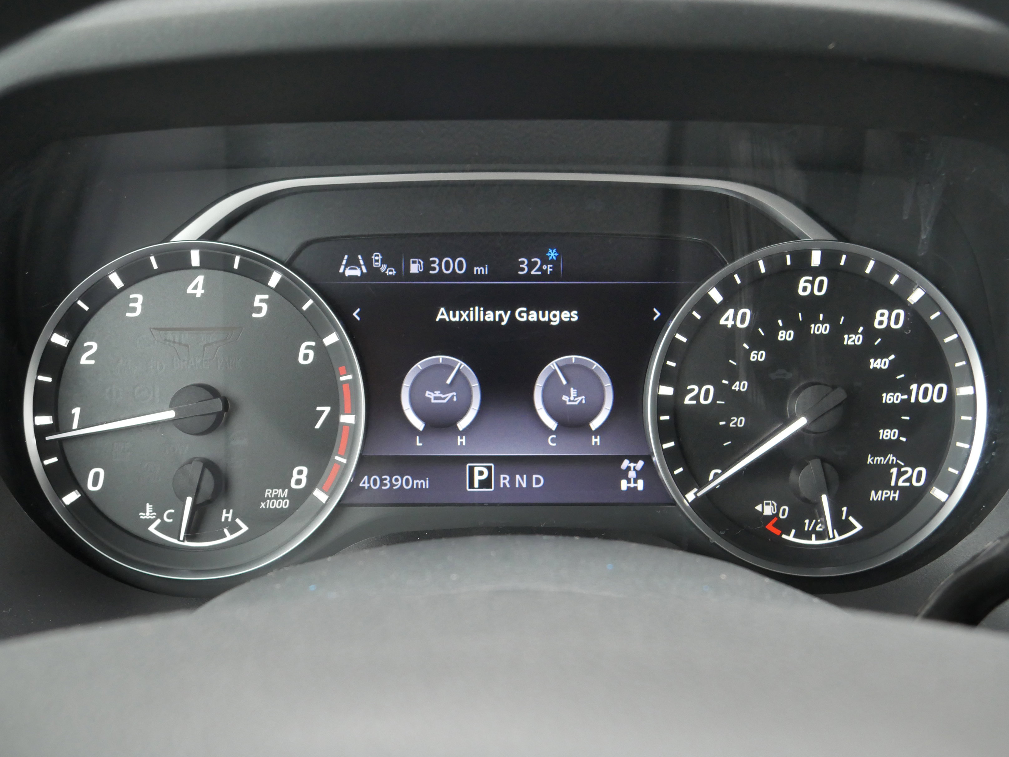 Certified 2021 Nissan Titan S w/ S Utility Package image 7