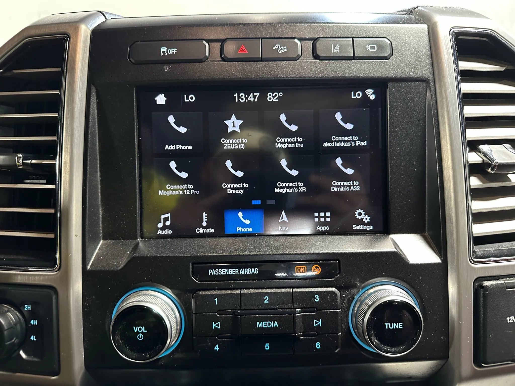 Used 2019 Ford F350 Platinum w/ Platinum Ultimate Package image 27