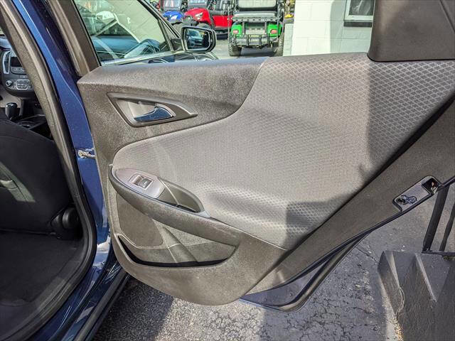 Used 2019 Chevrolet Malibu LT w/ Driver Confidence Package image 16