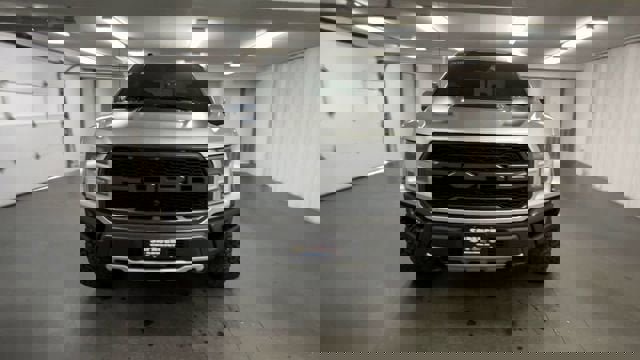 Used 2018 Ford F150 Raptor w/ Equipment Group 802A Luxury image 3