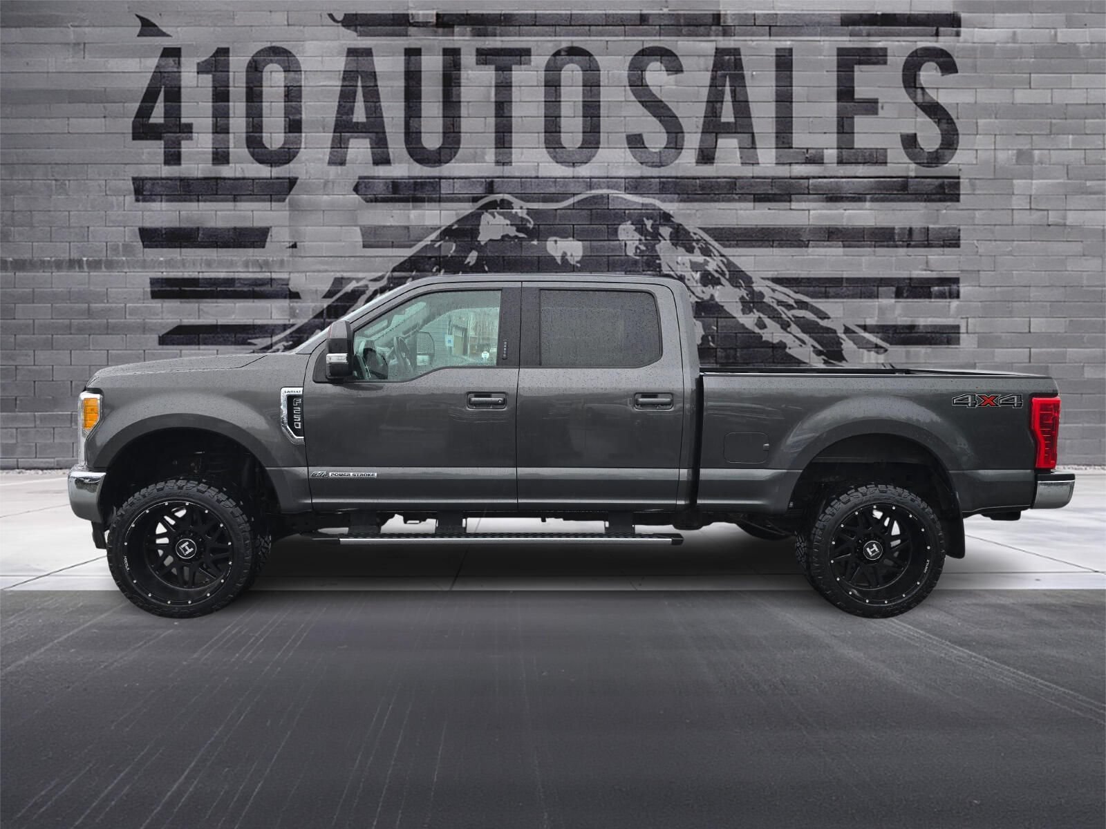 Used 2017 Ford F250 Lariat w/ Lariat Value Package AWD/4WD image 7