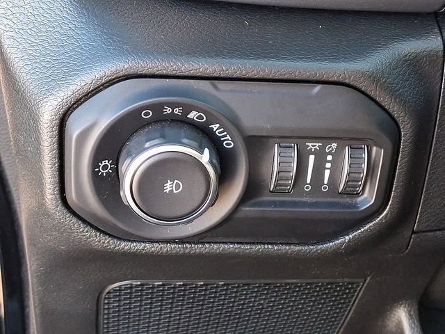 Used 2021 Jeep Wrangler Unlimited Sport AWD/4WD image 32