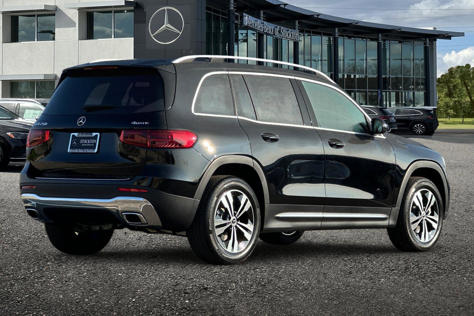 New 2026 Mercedes-Benz GLB 250 250 image 4