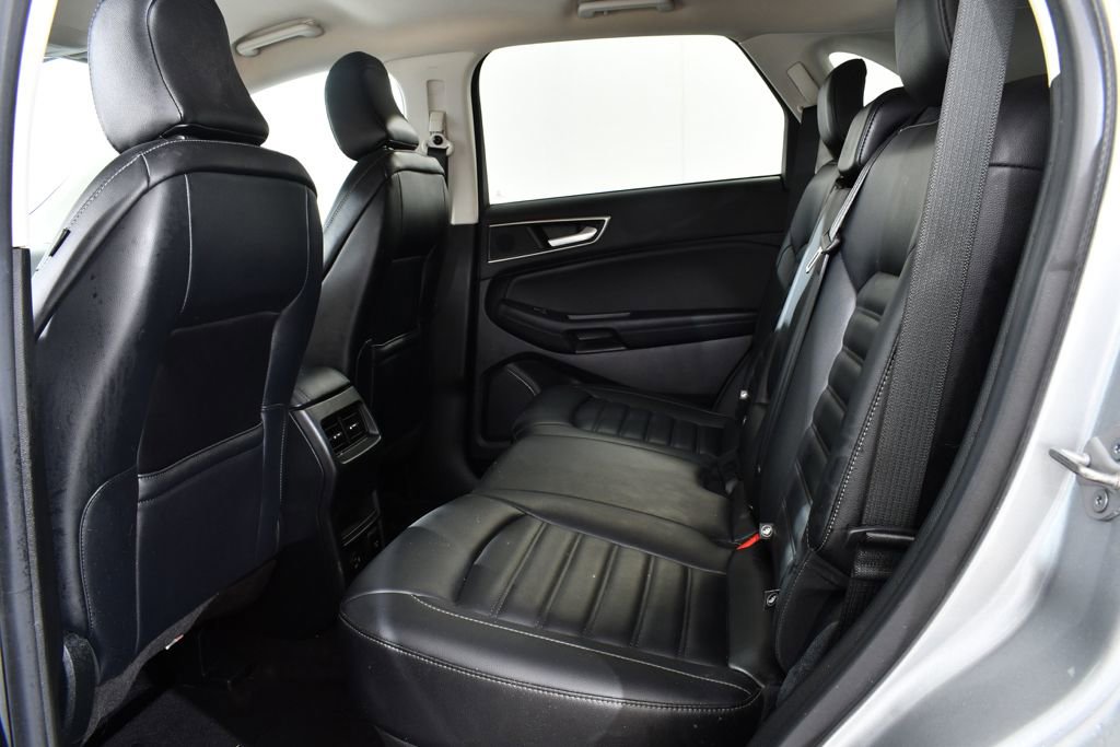 Used 2022 Ford Edge SEL w/ Convenience Package image 16