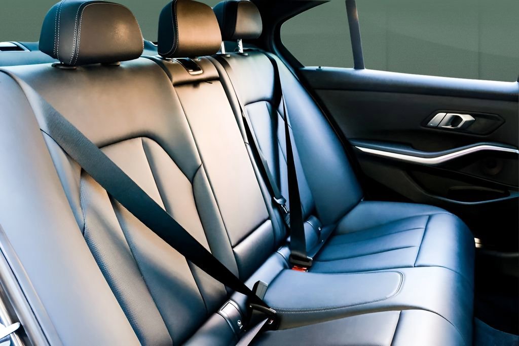 Used 2022 BMW 330i Sedan image 19