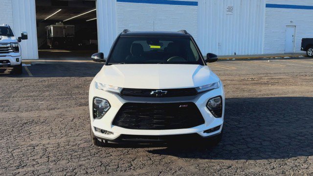 Certified 2022 Chevrolet TrailBlazer RS w/ Sun and Liftgate Package image 3