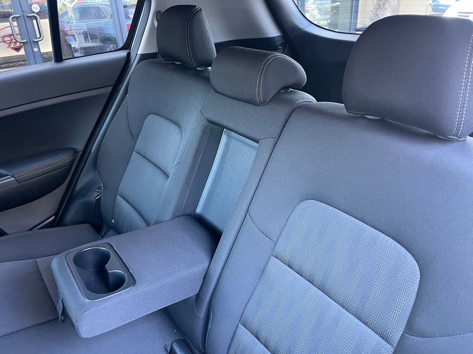 Used 2020 Kia Sportage LX image 23