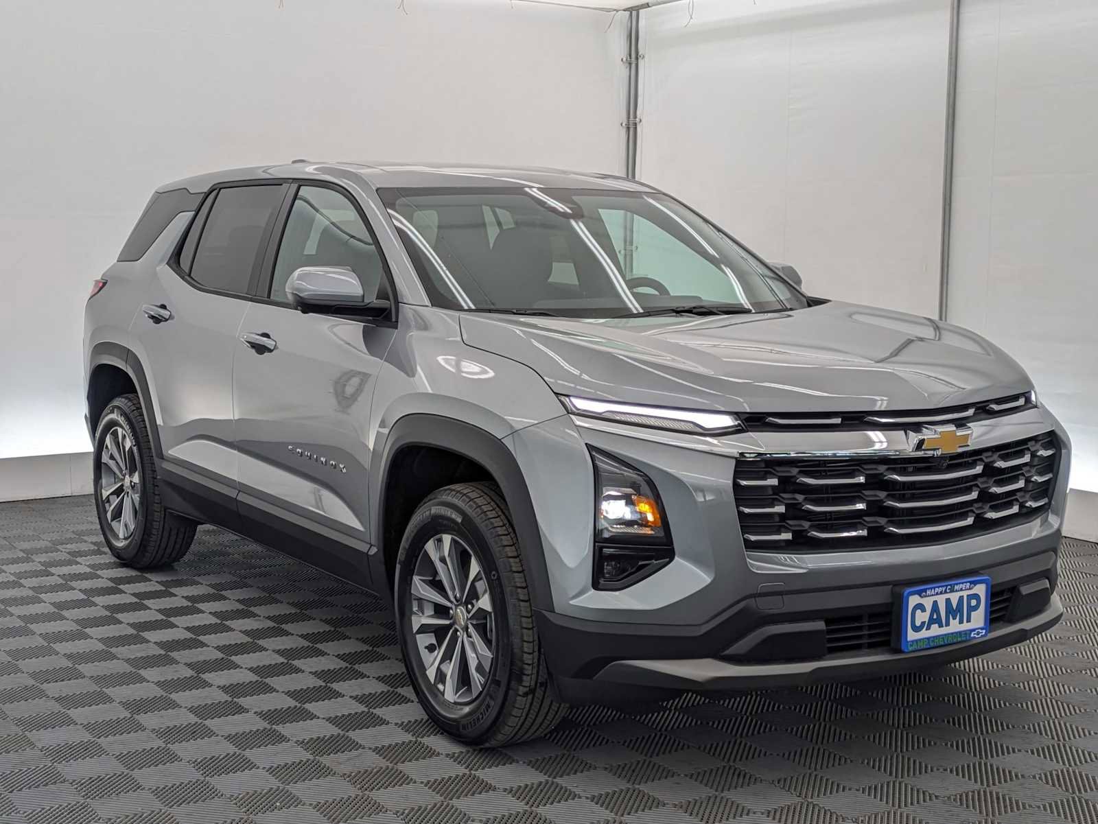 New 2026 Chevrolet Equinox LT w/ Safety and Technology Package AWD/4WD image 8