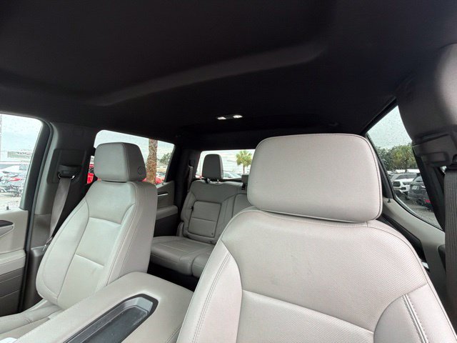 Used 2025 GMC Sierra 1500 SLT RWD image 9