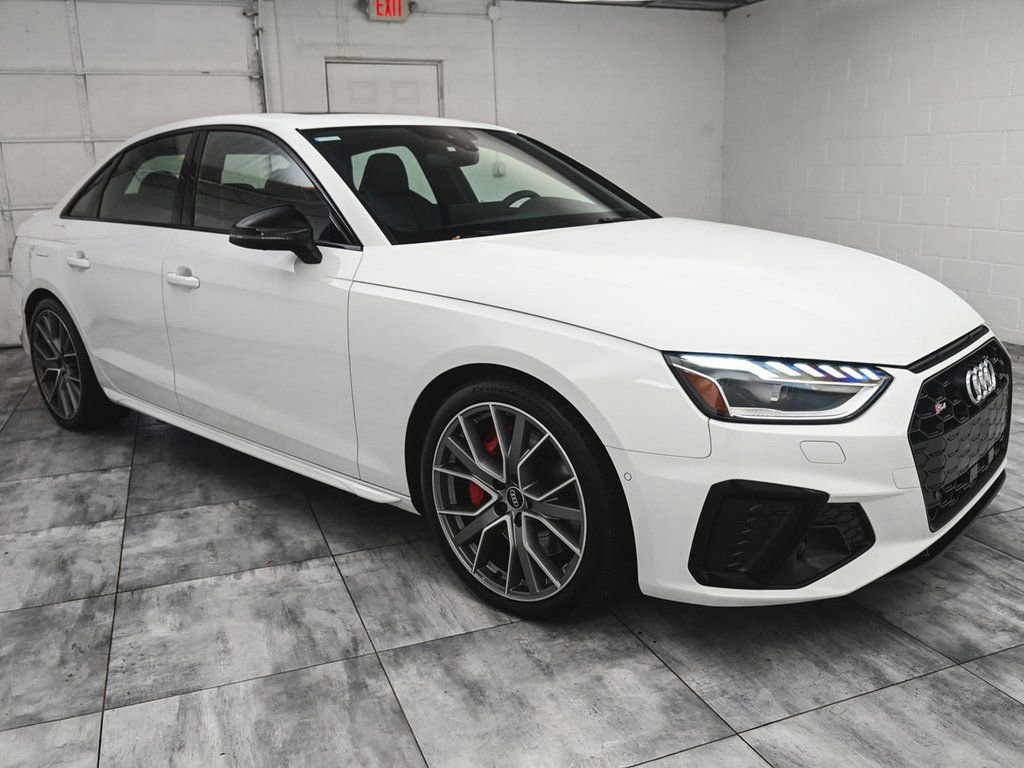 Used 2022 Audi S4 Prestige w/ Prestige Package image 3