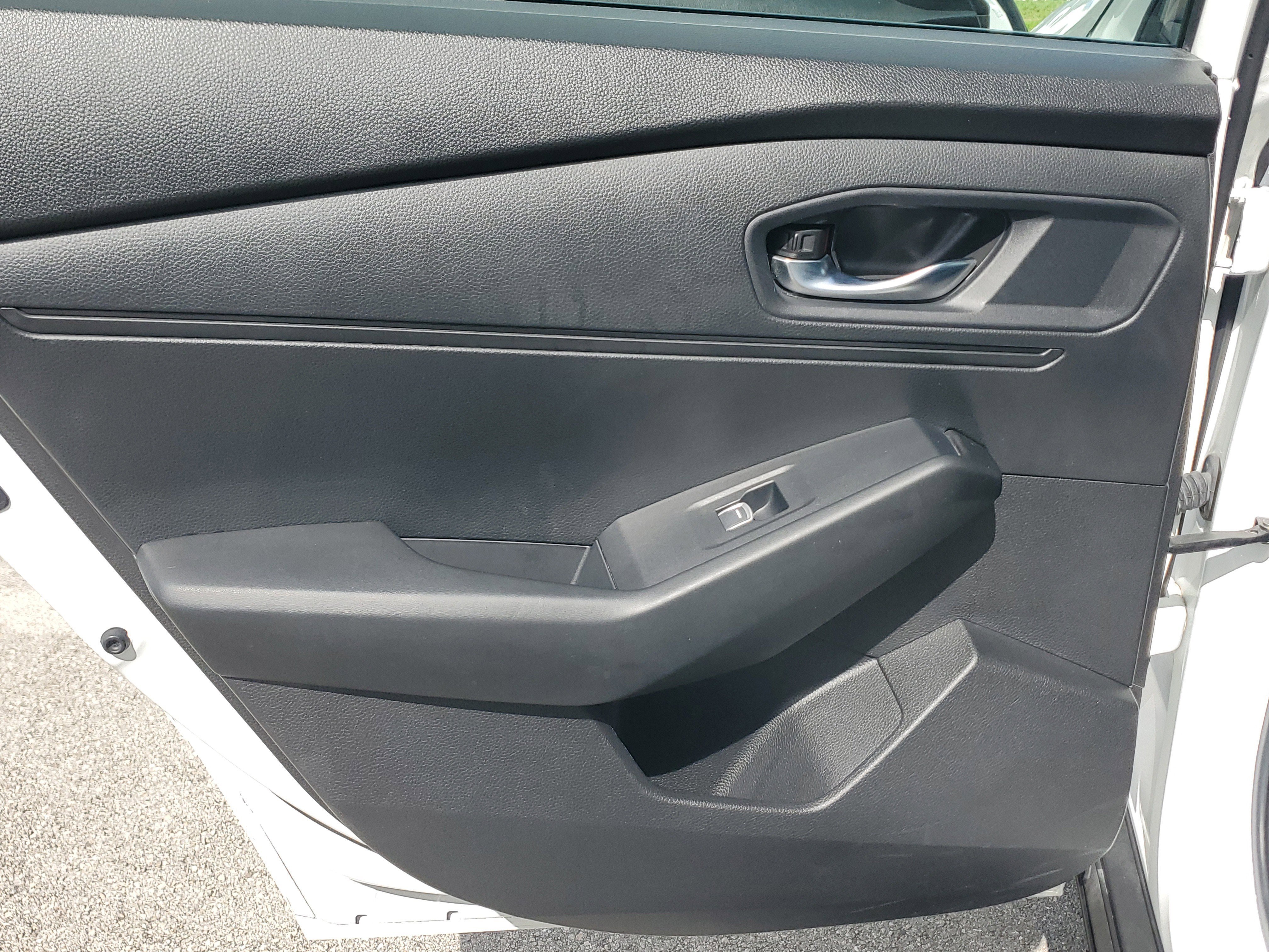 Used 2023 Honda Accord EX image 29