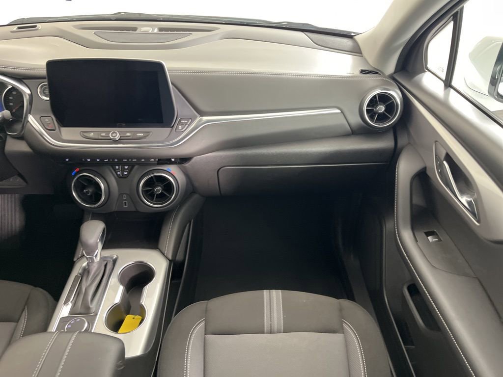 Certified 2025 Chevrolet Blazer LT image 14