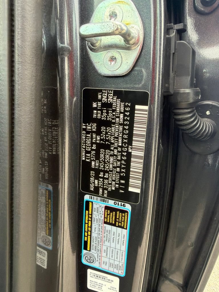 Used 2024 Kia Telluride S FWD image 8