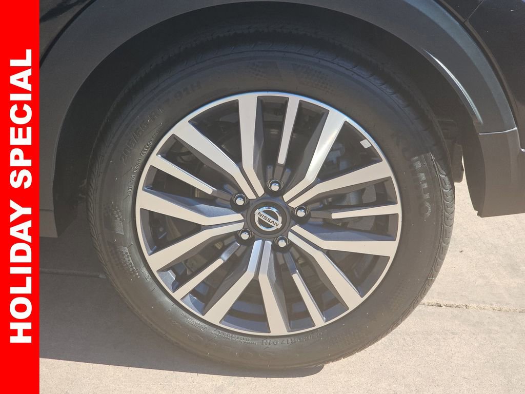 Used 2021 Nissan Kicks SR w/ SR Premium Package image 36