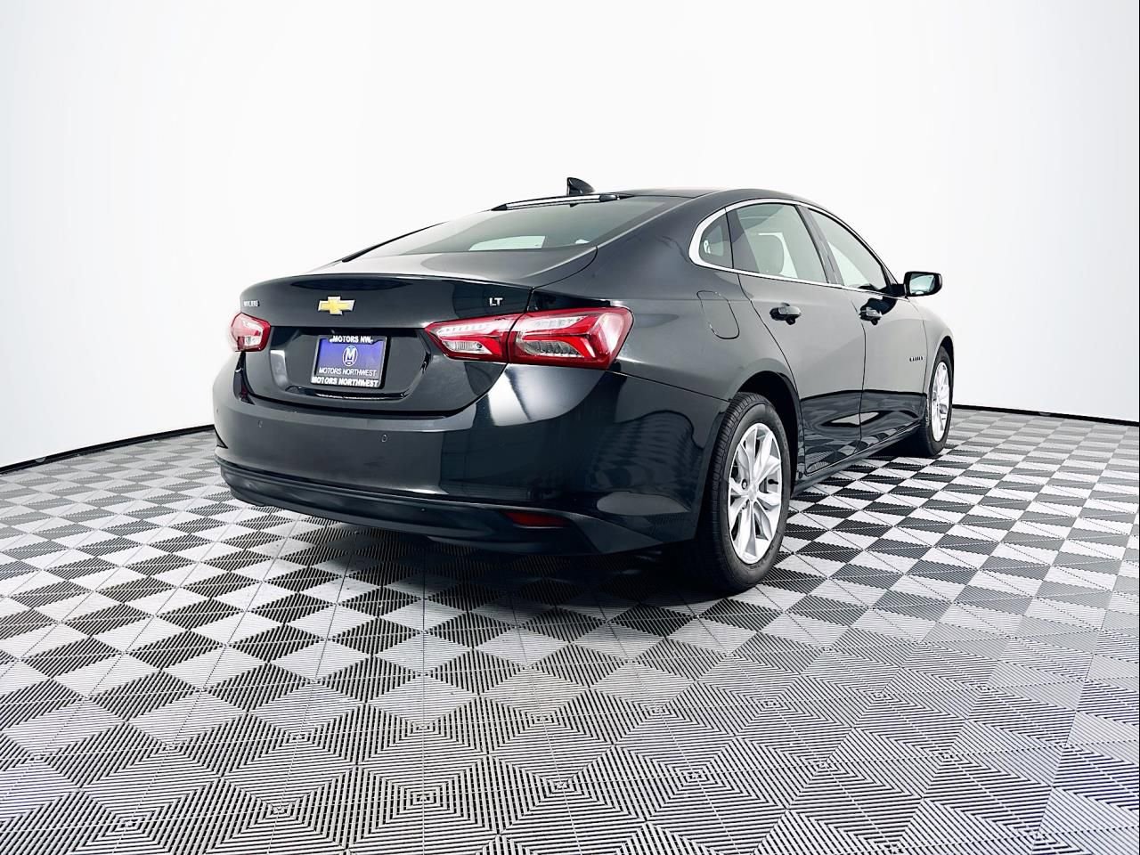 Used 2022 Chevrolet Malibu LT image 10