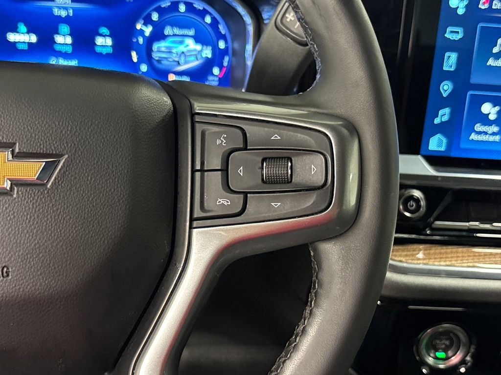 Used 2023 Chevrolet Silverado 1500 LT image 35