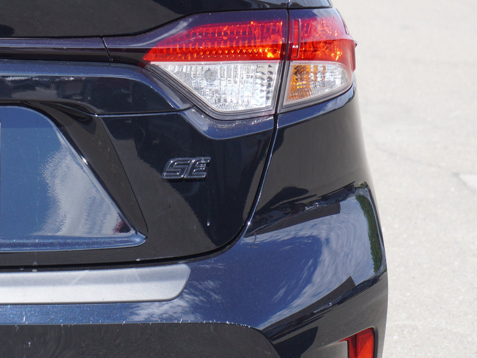 Used 2025 Toyota Corolla SE FWD image 10