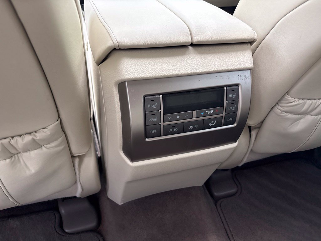 Used 2016 Lexus GX 460 w/ Premium Package AWD/4WD image 18